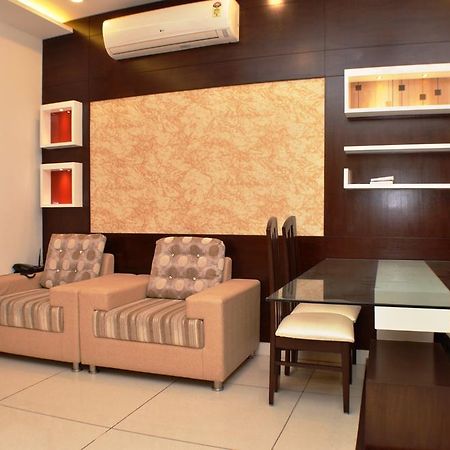 Luxury Inn Nowe Delhi Zewnętrze zdjęcie